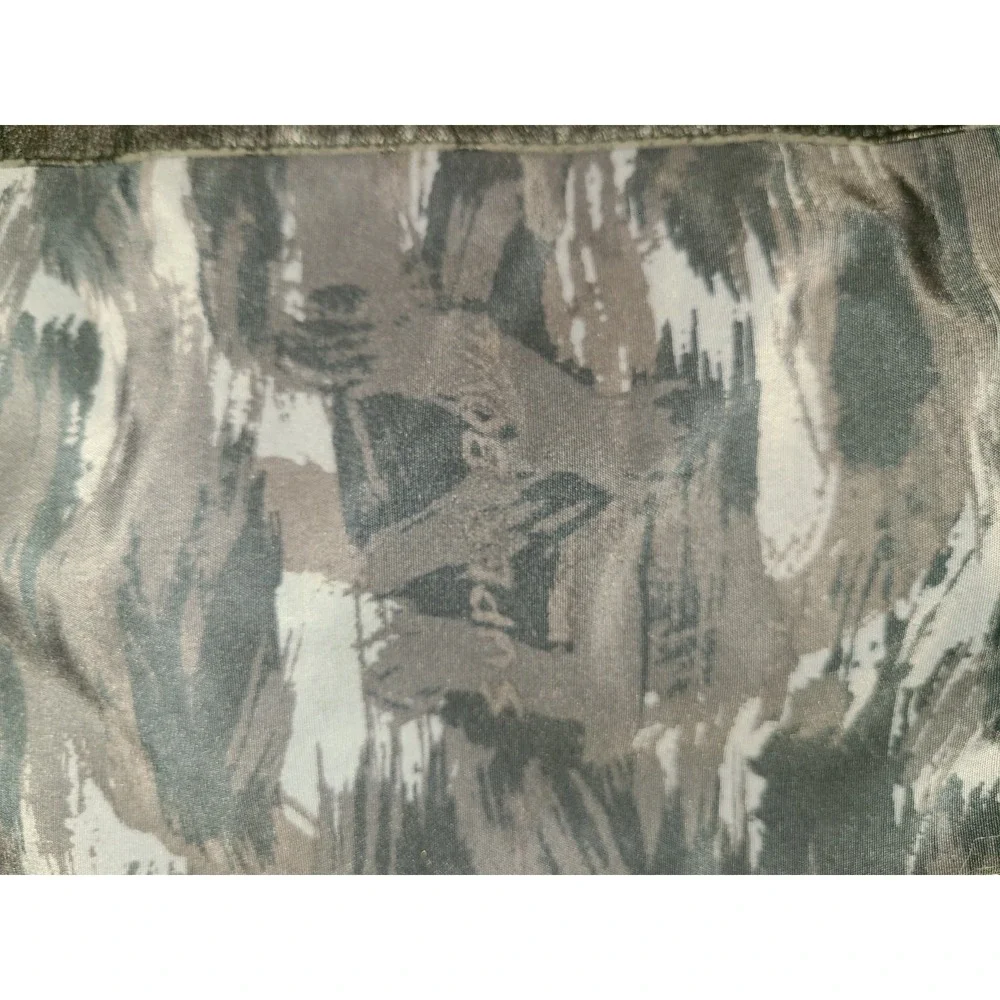 Super‎ Bowl LV NFL '21 Woman's Black Windbreaker Camouflage Jacket Size M Thumb